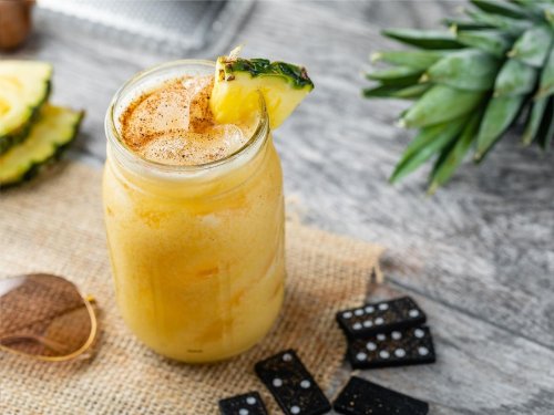 Make This Tropical Cocktail Your ‘Welcome Drink’ For Guests