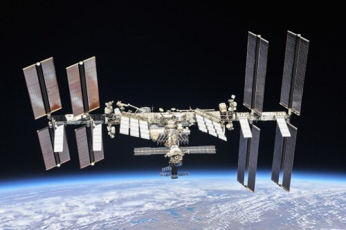 Astronauts Plug Leak On The International Space Station With The Help Of Floating Tea Leaves