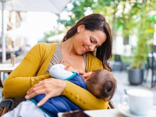 The Best Nursing Clothes And Tops To Keep Breastfeeding Moms And Baby Comfy
