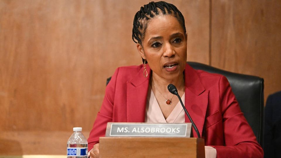 Tillis-Alsobrooks Reach Compromise On Stablecoin Yield In Clarity Act