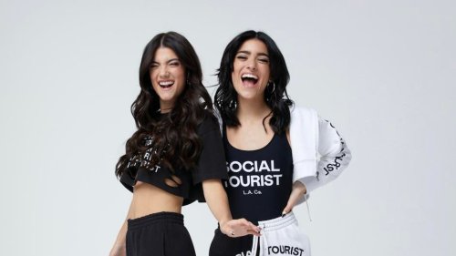 hollister social tourist