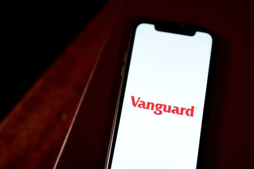7 Top Vanguard ETFs To Buy For Retirement Investing