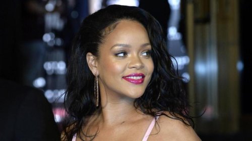 The Rihanna Effect: Snapchat CEO Evan Spiegel's Net Worth Drops Nearly $150 Million In Two Days