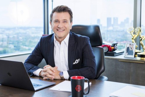 When It Comes to Travel, Shark Tank's Robert Herjavec Means Business