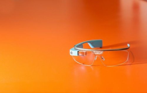 Tomorrow's Google Glass: A Cyborg Regrets [100 Words Into The Future]