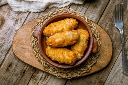 Make These Spanish-Style Turkey Croquetas With Your Thanksgiving Leftovers