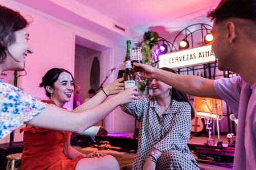 Jardín Cervezas Alhambra, o cómo disfrutar de un tardeo cervecero sin prisa - Forbes España