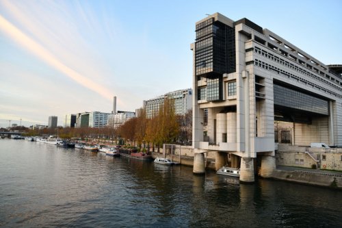 Droits de douane : une réunion hebdomadaire à Bercy pour les entreprises en difficultés