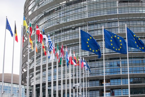 Premier vote de l’UE sur le report des exigences en matière de rapports sur le développement durable prévu le 1er avril