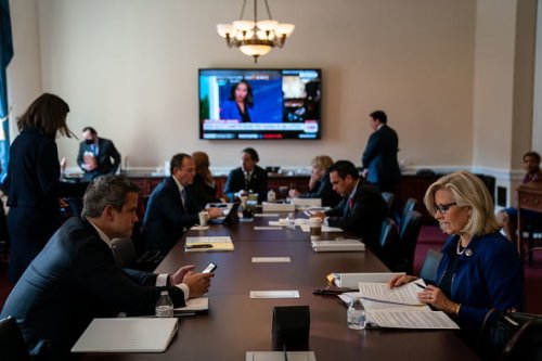 Emeutes du Capitole : L'enquête du 6 janvier a permis d'obtenir des milliers de pages de documents de l'Agence fédérale - Forbes France