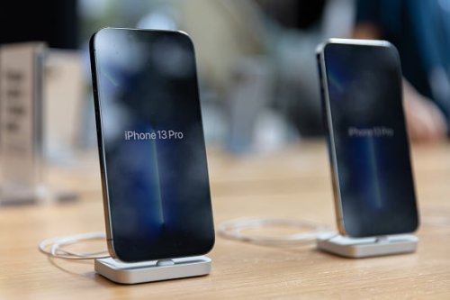 iPhone 13 Pro : des hackers chinois brisent la sécurité d'iOS 15.0.2 en un temps record - Forbes France