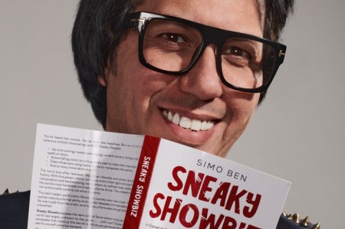 Week-end Lecture | « Sneaky Showbiz », le livre-événement débarque en France ! - Forbes France