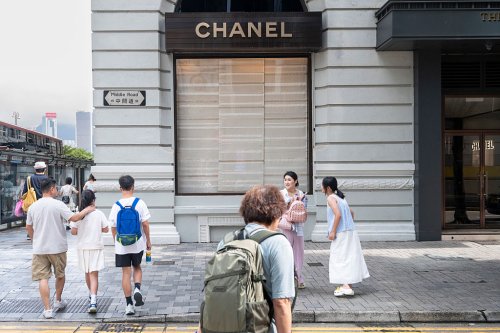 Le bénéfice net de Chanel recule de 28 % en 2024 dans un marché du luxe sous tension