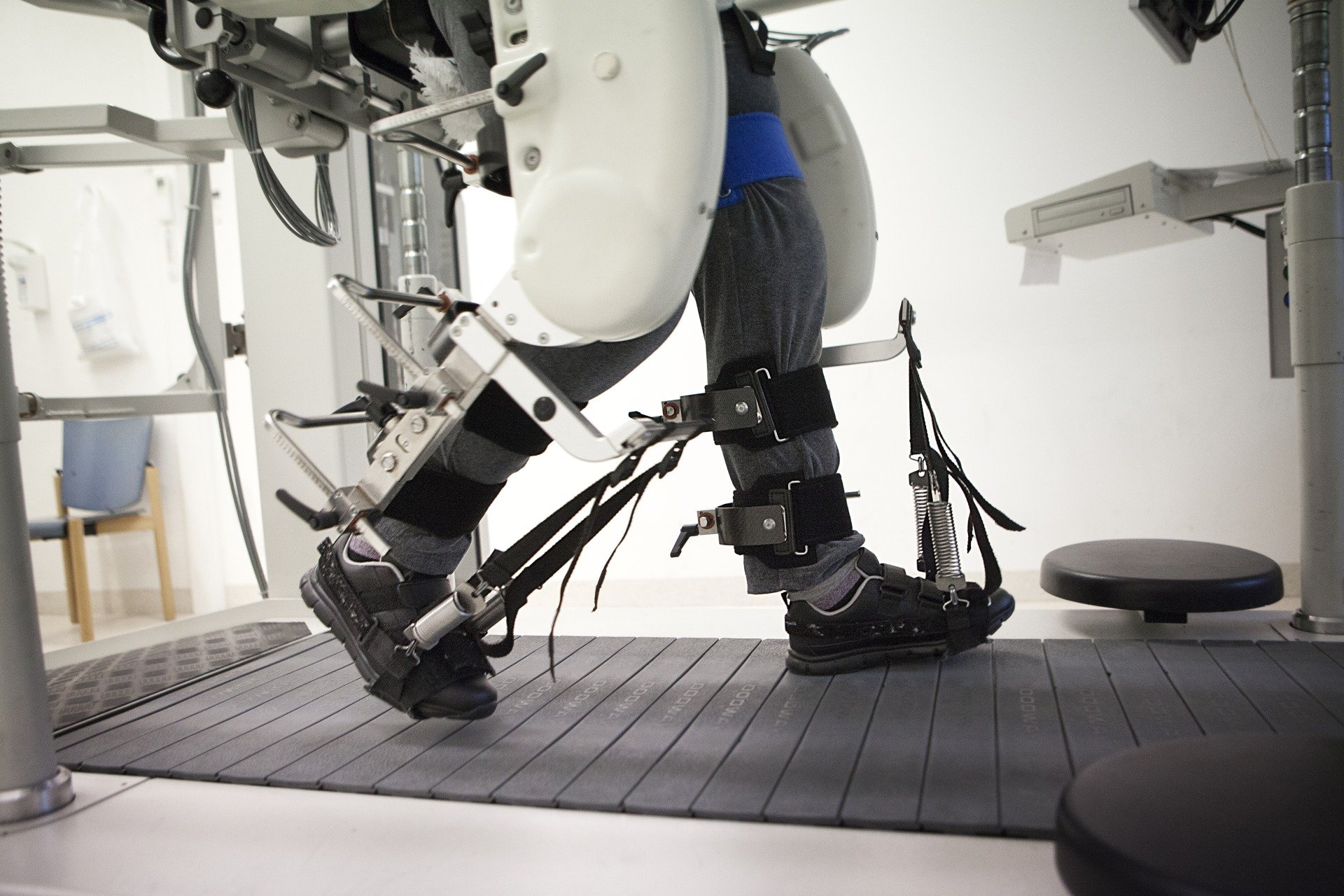 Un nouvel exosquelette pour aider les paraplégiques à marcher