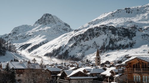 Val d’Isère… Un anniversaire plein de surprises - Forbes France
