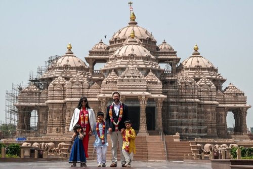 Vance Travels to India With High Stakes