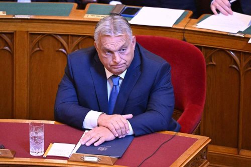 Hungary Severs Aid to Ukraine