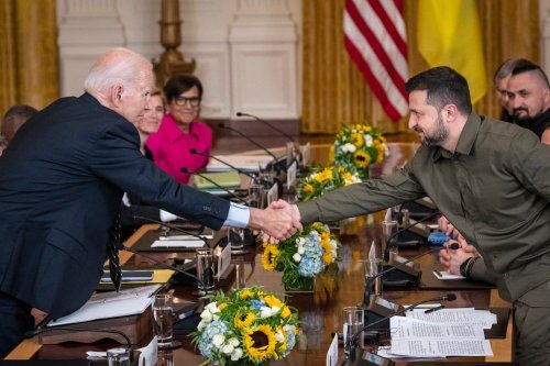 U.S., Ukraine Sign Joint Weapons Production Deal