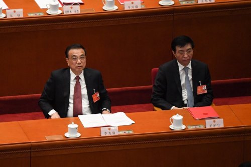 China’s Premier Steps Up to Issue Economic Warning