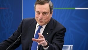 Ipotesi ristoranti aperti la sera dal 26 aprile con tavoli esterni. Ma il coprifuoco dovrebbe restare alle 22