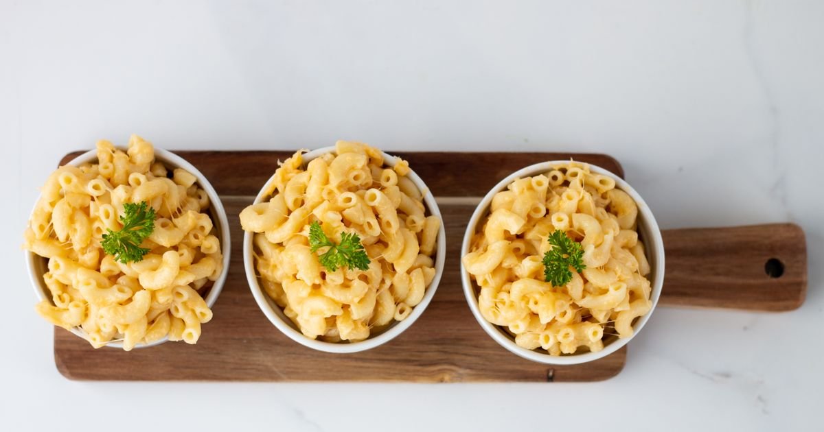 Quick & Easy Instant Pot Macaroni and Cheese - Forkly
