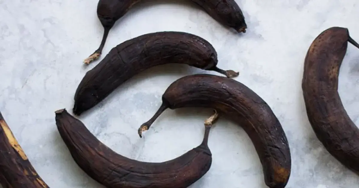 Why You Should Never Toss Black Bananas - Forkly