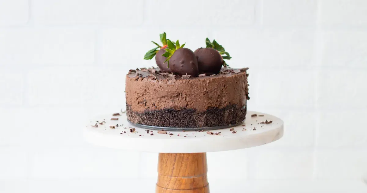 Instant Pot Oreo-Crust Chocolate Cheesecake - Forkly
