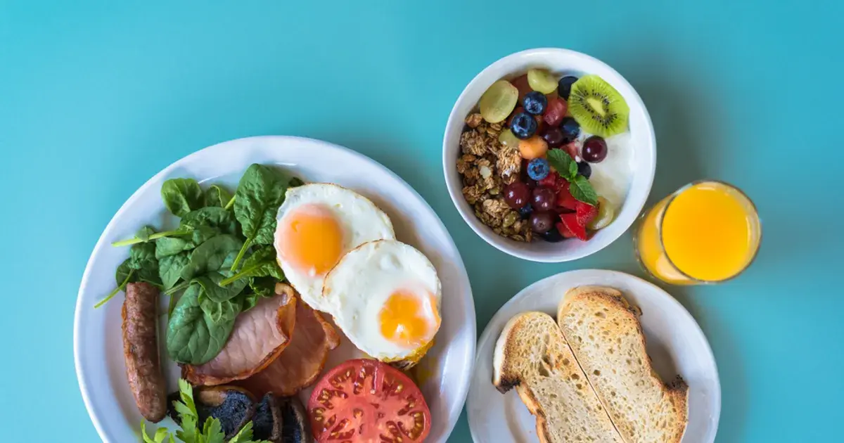 15 Best Breakfast Foods To Fuel Your Day - Forkly