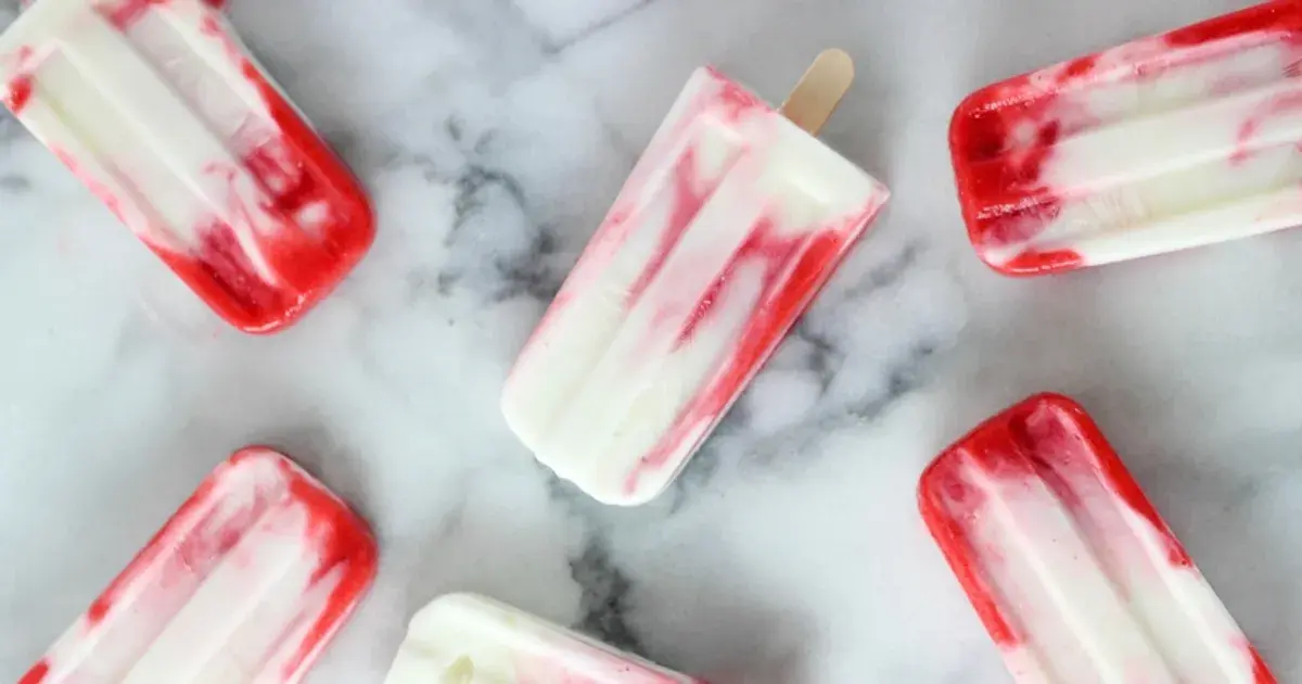 10 Patriotic Desserts for Canada Day - Forkly