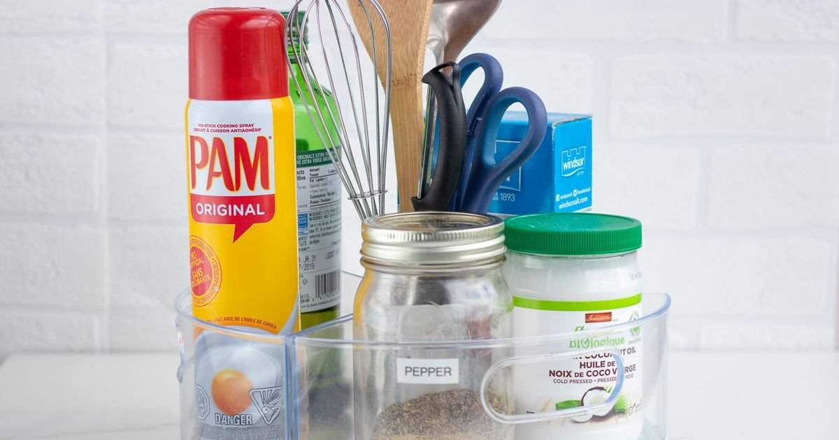 Lazy Susan DIY Hack: 15 Simple Ways To Organize Your Kitchen - Forkly