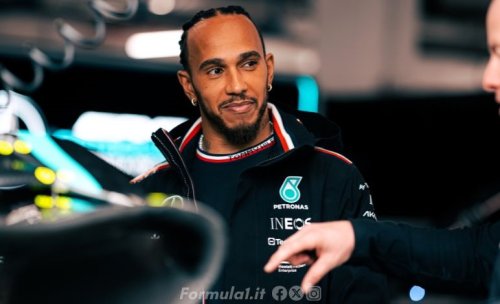 Mercedes, Hamilton entusiasta dopo le prove libere: «Miglior giornata dell’anno»