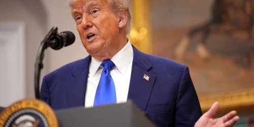 Trump gives drugmakers 30-day ultimatum: ‘We’re going to pay what Europe pays’