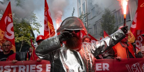 French unions urge nationalization of ArcelorMittal in bid to save hundreds of jobs