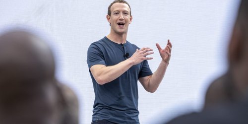 Mark Zuckerberg marvels at potential of remote work via Meta headsets as his company threatens employees for not working in office