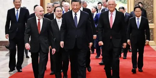 Xi hosts American business leaders in Beijing, calls for closer economic ties