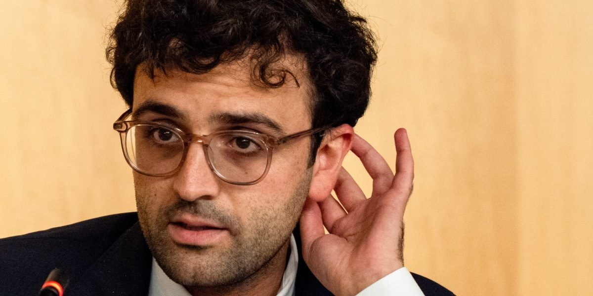 Kalshi locks in $22 billion valuation, gaining slight edge over its rival Polymarket