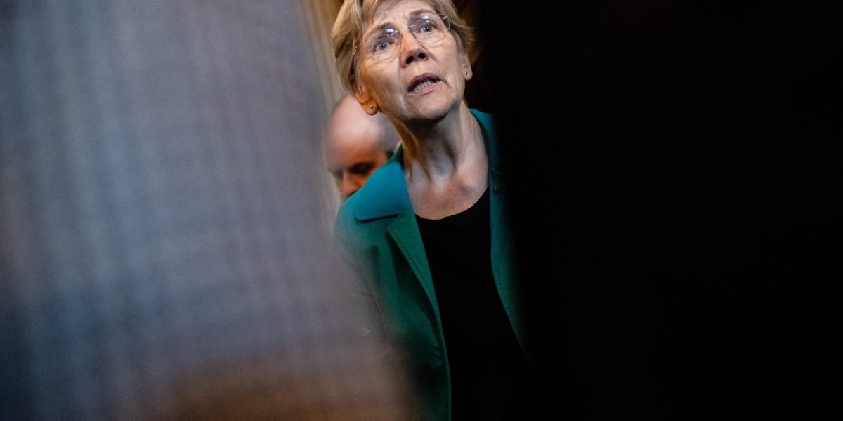 Warren asks hedge fund group if it played Argentina bailout role