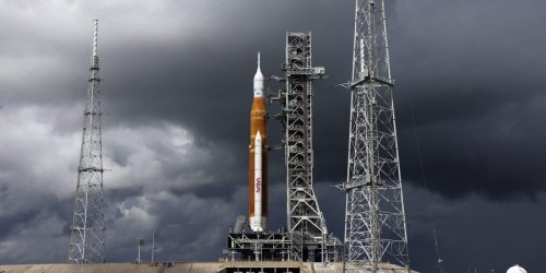 NASA rolls Artemis 1 rocket off the launch pad as Hurricane Ian approaches