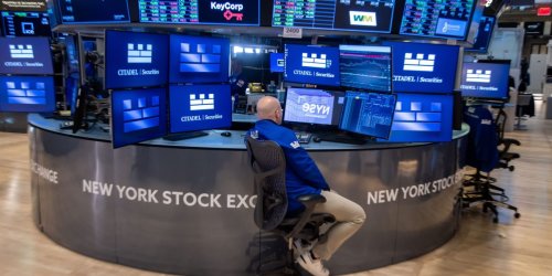 Stock market rebounds for second straight day as the White House signals even more strongly it wants to make nice on tariffs