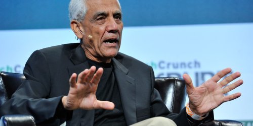 Silicon Valley pioneer Vinod Khosla says VCs need to make riskier climate tech investments