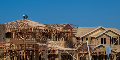 It’s now cheaper to buy a new home than a used one, thanks to builder incentives and baby boomers who don’t want to sell on the low