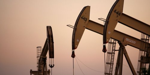 OPEC’s challenge to U.S. sends tremors through markets