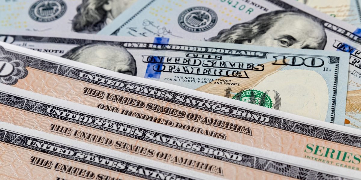 The top foreign holders of U.S. debt may soon dump Treasury bonds and bring their money back home, potentially spiking borrowing costs