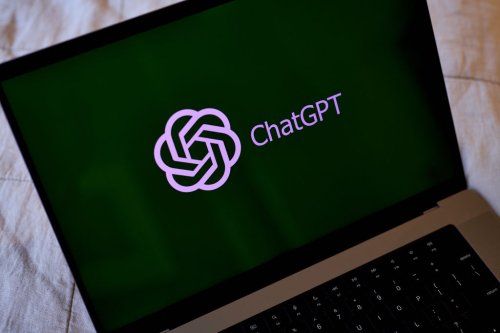 Thanks to ChatGPT, grad school students need more ‘hands-on’ experience with AI, industry leader says