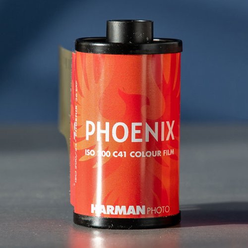 Harman Phoenix 200: Neuer 35mm-Farbfilm vom SW-Spezialisten