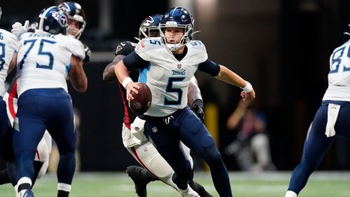 Woodside, Barkley throw TDs as Titans stop Falcons 23-3