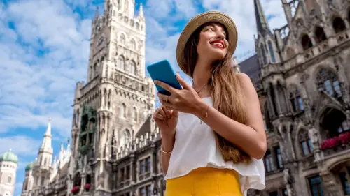 5 ways to securely access Wi-Fi on your phone while traveling
