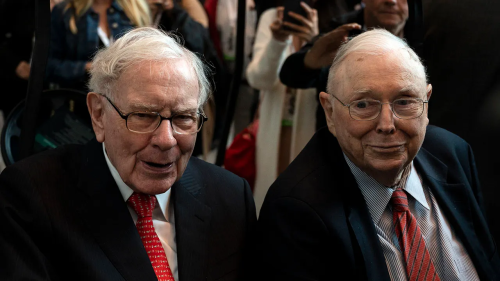 Warren Buffett pays tribute to friend, Charlie Munger as 'architect' of Berkshire Hathaway