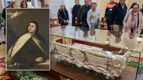 Corpse of 16th-century Catholic saint found 'perfectly preserved' goes on display, astonishing worshippers