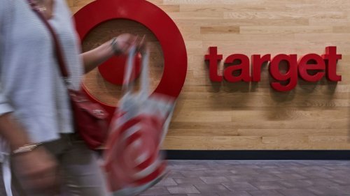 Target's earnings surge despite holiday sales dip, sees sales recovery in 2024